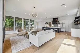 2202 Hewitt Dr, Houston, TX 77018 - Photo 14