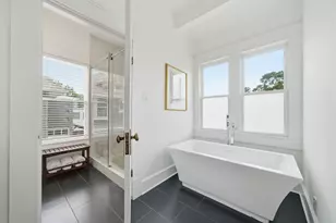 503 Avondale St, Houston, TX 77006 - Photo 28