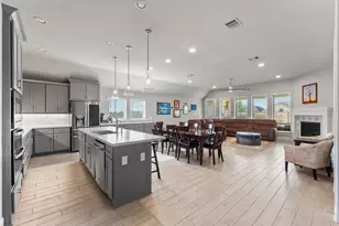 19227 Seabiscuit Stable Trl, Tomball, TX 77377 - Photo 8