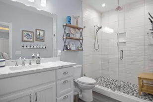 882 Townsend Dr, Crystal Beach, TX 77650 - Photo 18