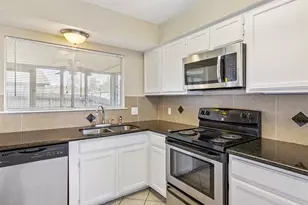 14519 Cypress Leaf Dr, Cypress, TX 77429 - Photo 8