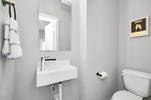 407 Stonework Oaks Ln, Houston, TX 77076 - Photo 10