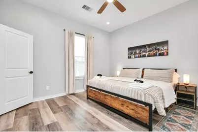 407 Stonework Oaks Lane, Houston, TX 77076 - Photo 14