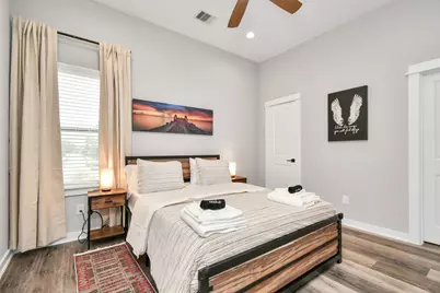 407 Stonework Oaks Lane, Houston, TX 77076 - Photo 32