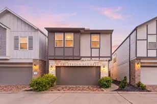 3104 Valley Peak Dr, Houston, TX 77063 - Photo 2