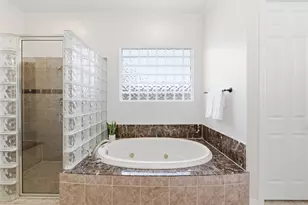 11512 Watercastle Ct, Pearland, TX 77584 - Photo 28