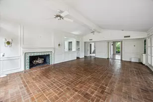 626 Rocky River Rd, Houston, TX 77056 - Photo 6