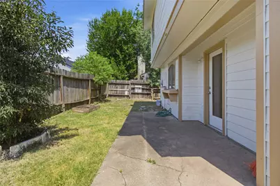 11630 Karlwood Lane, Houston, TX 77099 - Photo 32
