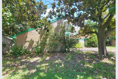 8420 Plantation Drive, Texas City, TX 77591 - Photo 1