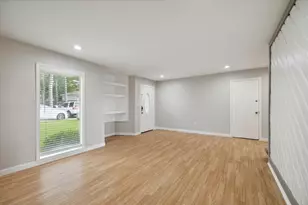 4460 W Cypress Villas Dr, Houston, TX 77379 - Photo 14