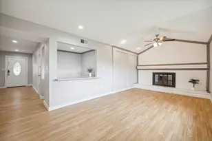 4460 W Cypress Villas Dr, Houston, TX 77379 - Photo 2