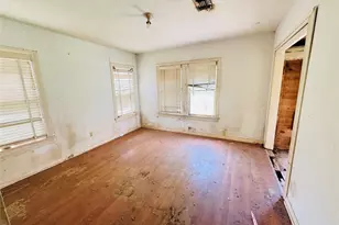 304 North St, Baytown, TX 77520 - Photo 18