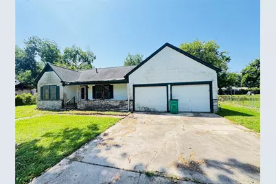 304 North Street, Baytown, TX 77520 - Photo 2
