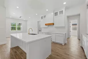1258 Spanish Dr, Dayton, TX 77535 - Photo 10