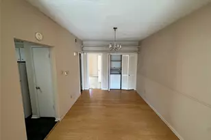 2100 Tanglewilde, Houston, TX 77063 - Photo 8