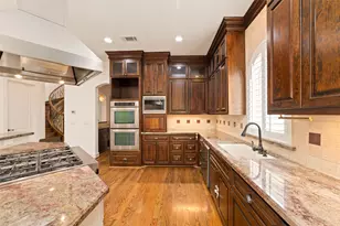 4102 Gramercy St, Houston, TX 77025 - Photo 12