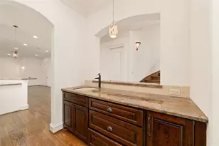 4102 Gramercy St, Houston, TX 77025 - Photo 14