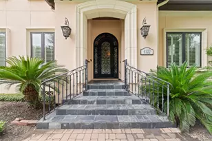 4102 Gramercy St, Houston, TX 77025 - Photo 2