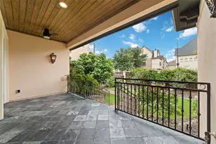 4102 Gramercy St, Houston, TX 77025 - Photo 32