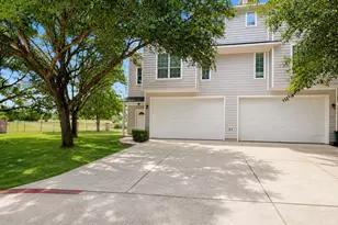 155 Binnacle Ct, Willis, TX 77318 - Photo 4
