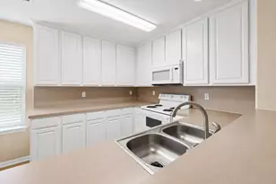 155 Binnacle Ct, Willis, TX 77318 - Photo 26