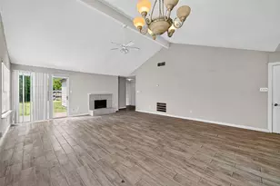 11626 Bexley Dr, Houston, TX 77099 - Photo 6