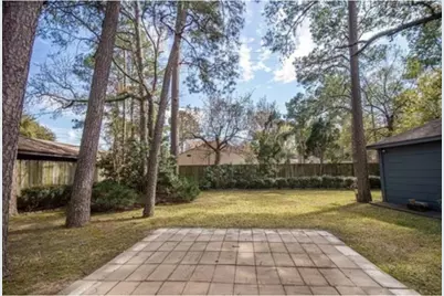 5715 Pinewood Springs Drive, Houston, TX 77066 - Photo 10