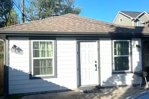 3807 Edison St, Houston, TX 77009 - Photo 2