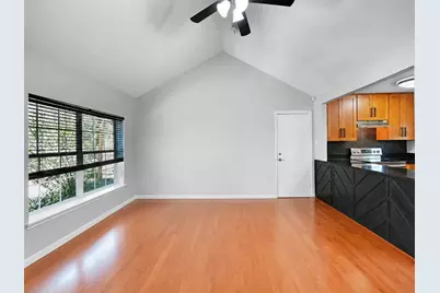 131 Kellyn Oaks Drive, Conroe, TX 77306 - Photo 2