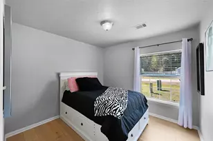 131 Kellyn Oaks Dr, Conroe, TX 77306 - Photo 6