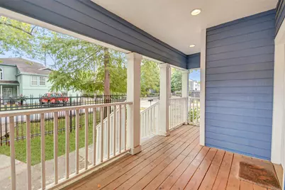 711 W 10th Street #A, Houston, TX 77008 - Photo 4