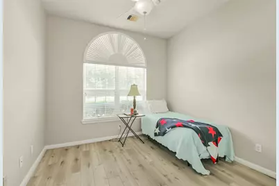 15951 W Bellefontaine Way, Tomball, TX 77377 - Photo 32