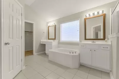 15951 W Bellefontaine Way, Tomball, TX 77377 - Photo 28