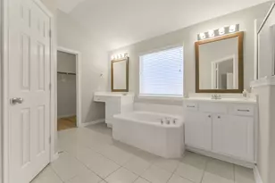 15951 W Bellefontaine Way, Tomball, TX 77377 - Photo 28