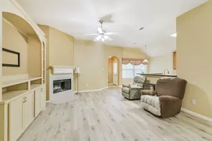 15951 W Bellefontaine Way, Tomball, TX 77377 - Photo 10