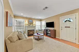 2323 Bartlett St, Houston, TX 77098 - Photo 2