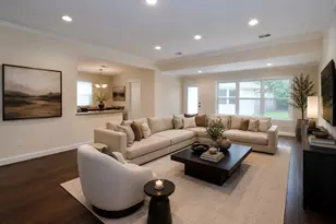 1007 Blue Willow Dr, Houston, TX 77042 - Photo 12