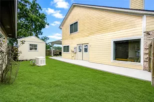 316 N Ranch House Rd, Angleton, TX 77515 - Photo 30