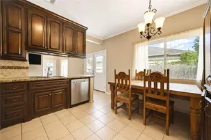 316 N Ranch House Rd, Angleton, TX 77515 - Photo 10