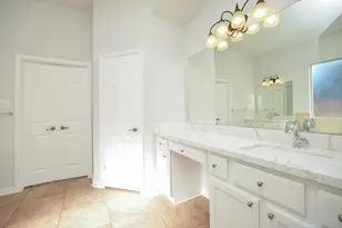 4315 Village Forest Dr, Sugar Land, TX 77479 - Photo 22