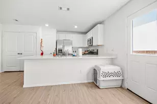 19535 Oliveto Ct Ct, New Caney, TX 77357 - Photo 4