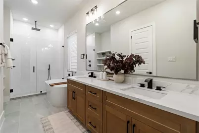 8412 Pech Landing Drive, Houston, TX 77055 - Photo 26