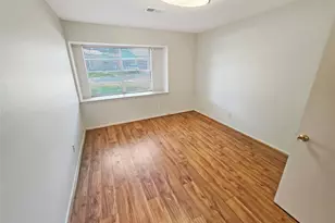 10806 Inwood Dr, Houston, TX 77042 - Photo 18