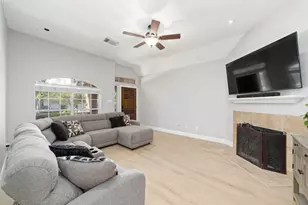 11318 Twain Dr, Montgomery, TX 77356 - Photo 10