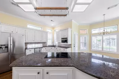 3722 Springhill Ln, Sugar Land, TX 77479 - Photo 18