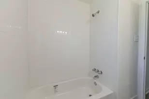 8229 Carolwood Dr, Houston, TX 77028 - Photo 24