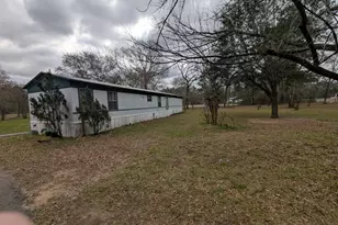 26228 Spanish Oak Dr, Waller, TX 77484 - Photo 2