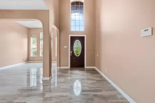 226 Persimmon Dr, Baytown, TX 77520 - Photo 4