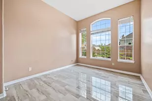 226 Persimmon Dr, Baytown, TX 77520 - Photo 6