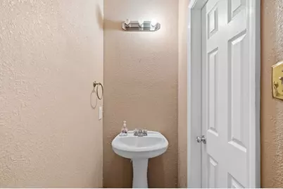 226 Persimmon Drive, Baytown, TX 77520 - Photo 8